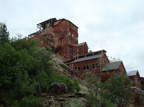 KENNECOTT HISTORIC MILL TOUR (KENNECOTT, ALASKA)